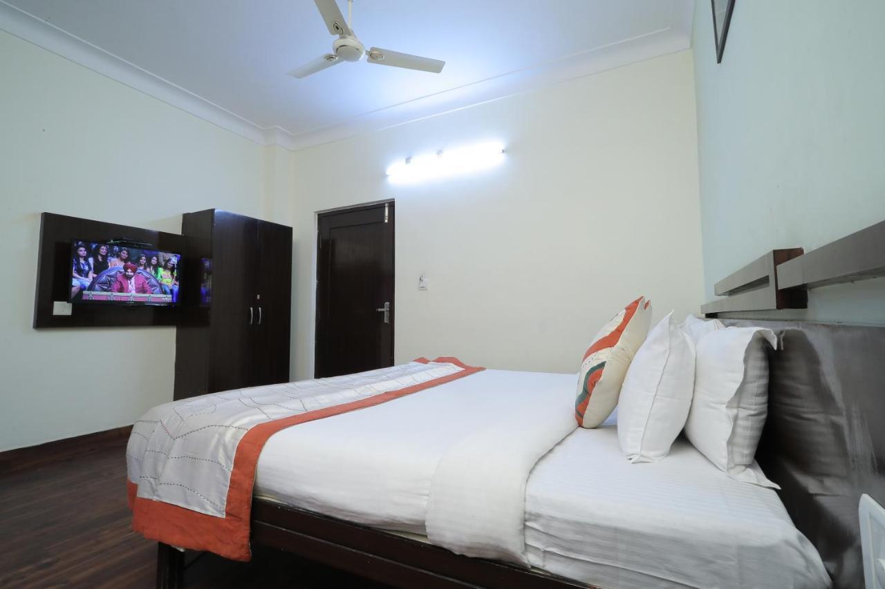 Hotel Vivek Continental Gwalior Εξωτερικό φωτογραφία