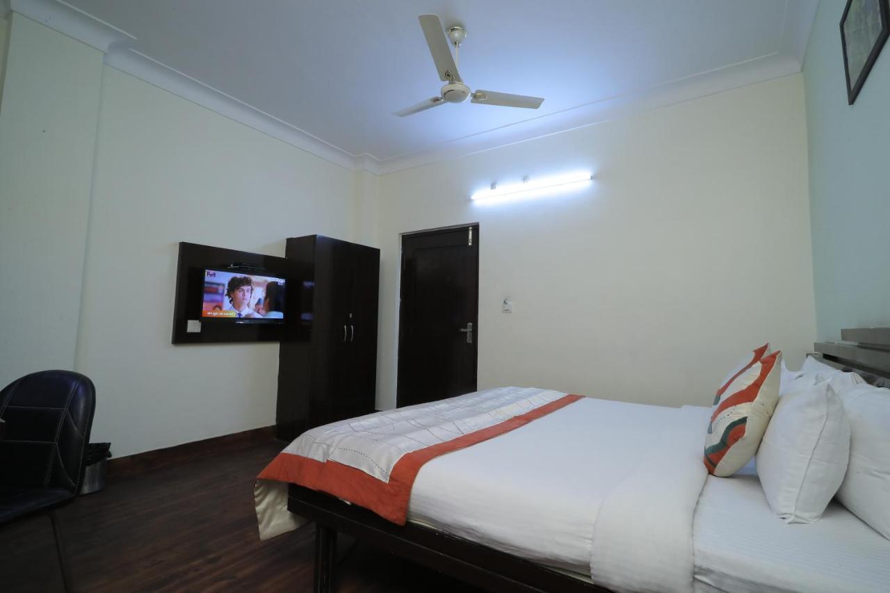 Hotel Vivek Continental Gwalior Εξωτερικό φωτογραφία