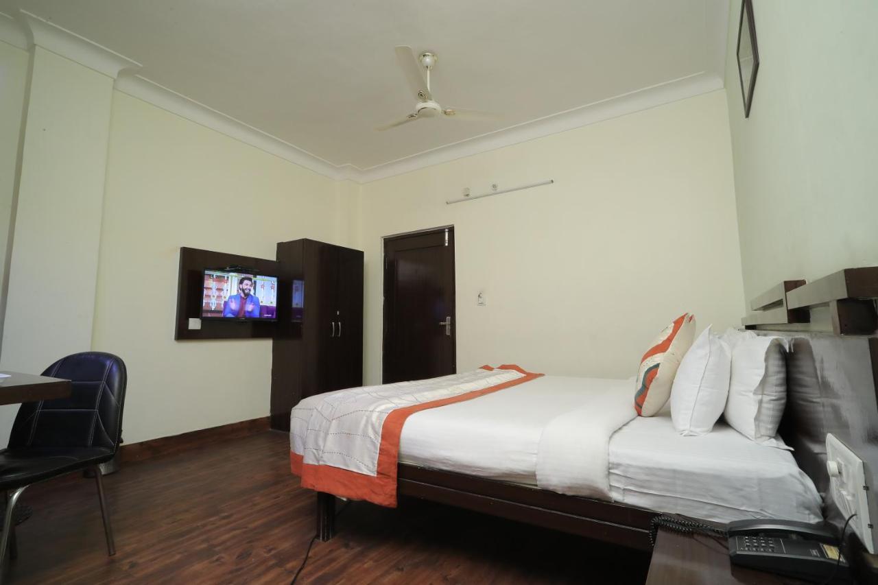 Hotel Vivek Continental Gwalior Εξωτερικό φωτογραφία