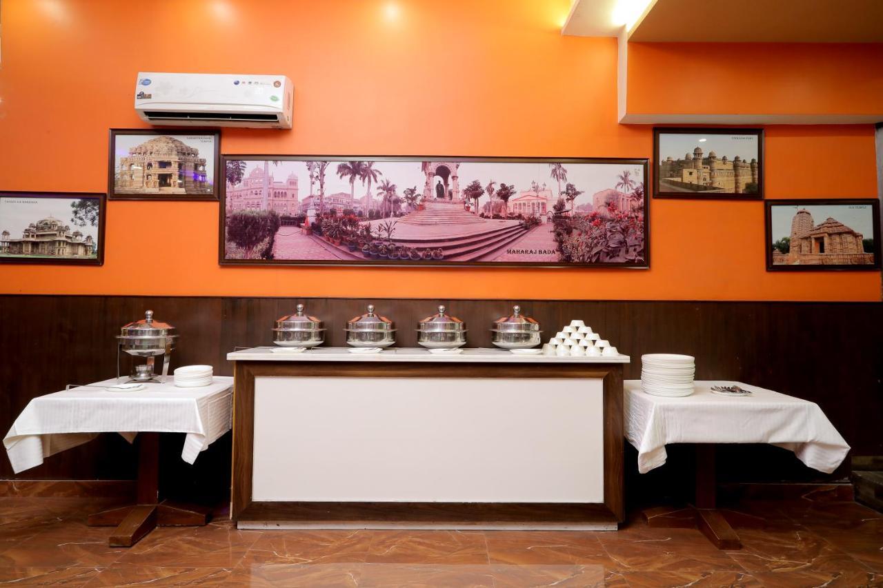 Hotel Vivek Continental Gwalior Εξωτερικό φωτογραφία