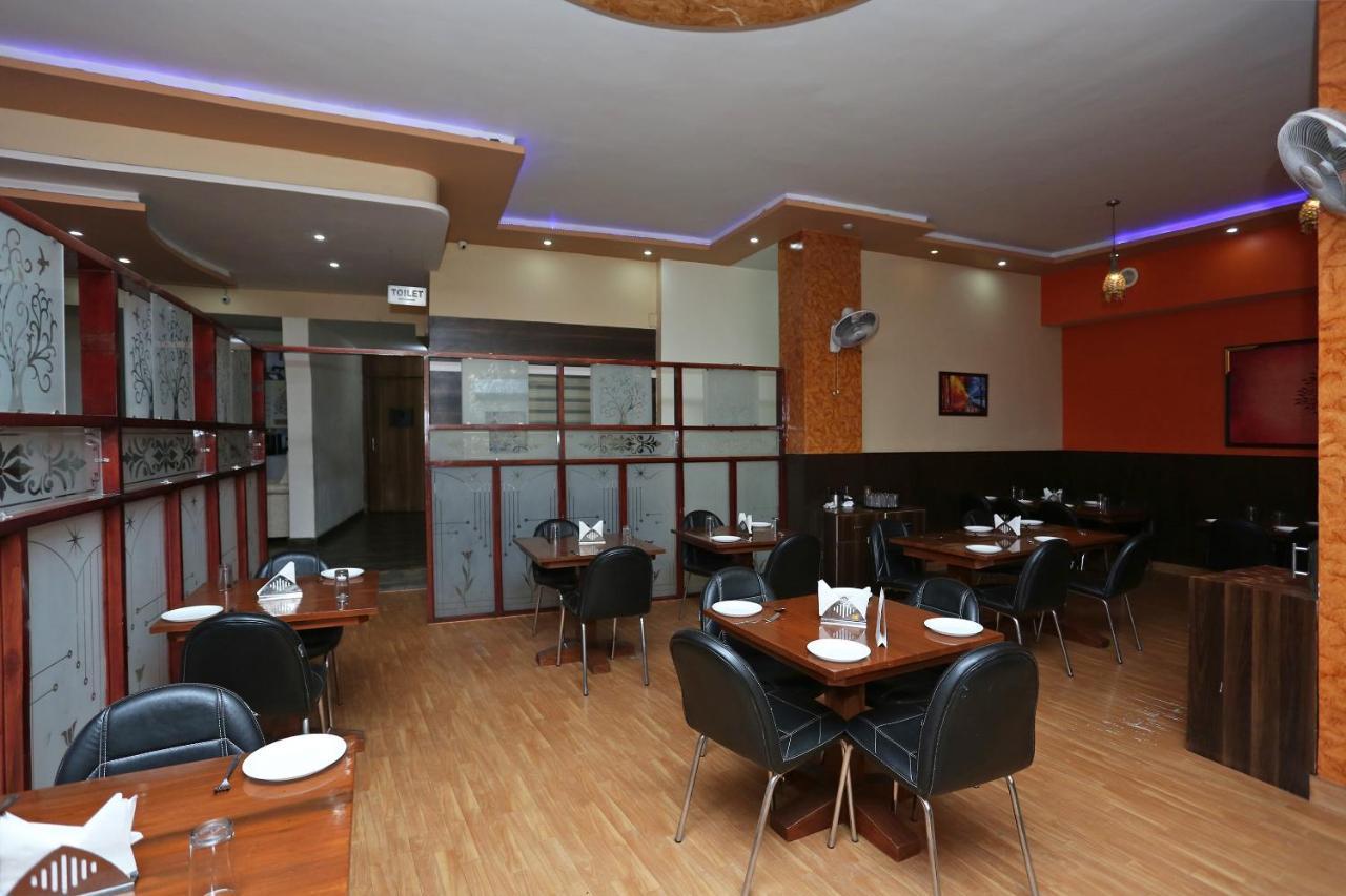 Hotel Vivek Continental Gwalior Εξωτερικό φωτογραφία